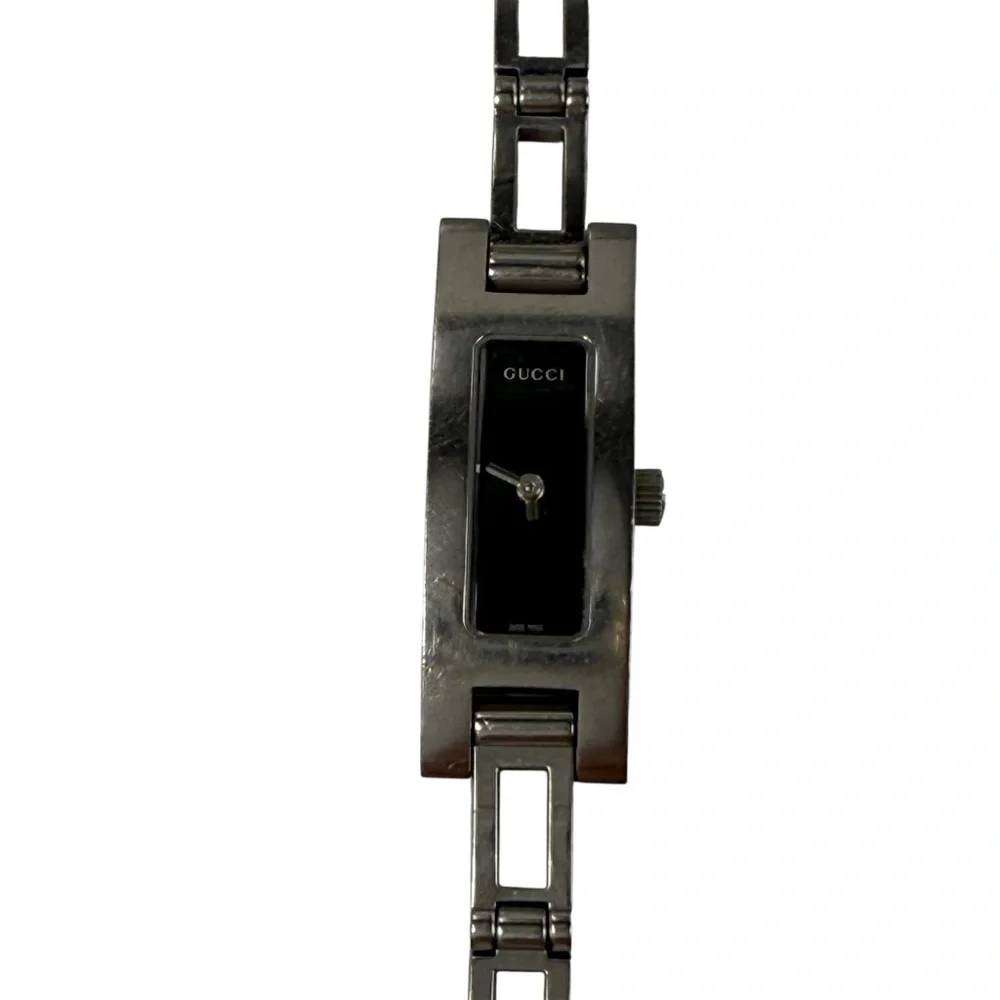 Gucci 3900L vintage watch rectangular & stainless steel bracelet minimalist